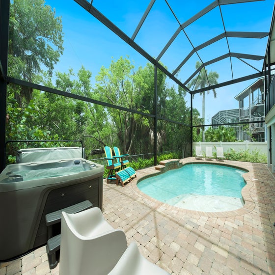 Hot Tub by the Pool